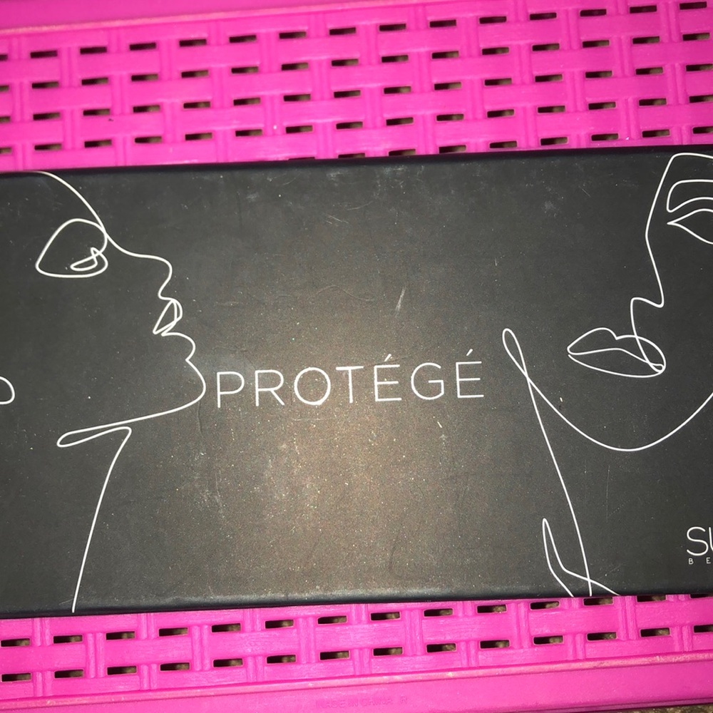 SUVA PROTEGE PALETTE
